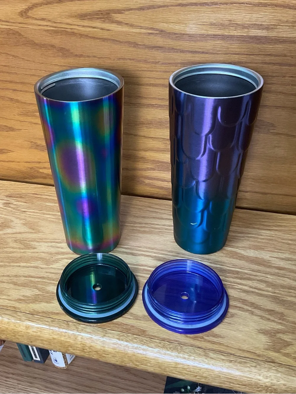 Starbucks set iridescent
